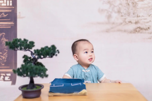 黄山宝宝喊肚子疼怎么回事